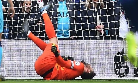 NÓNG! Tottenham thông báo chấn thương của Lloris