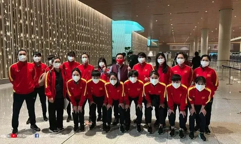 18 thành viên tuyển nữ Việt Nam đã đến Ấn Độ