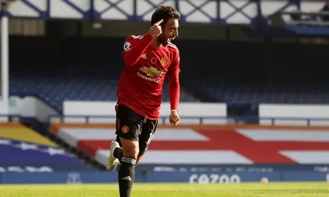 Ở Premier League, ai ấn tượng hơn Bruno Fernandes?