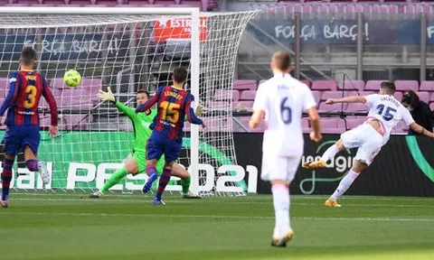 Oai hùng quật ngã Barca, Zidane tuyên bố ngạo nghễ