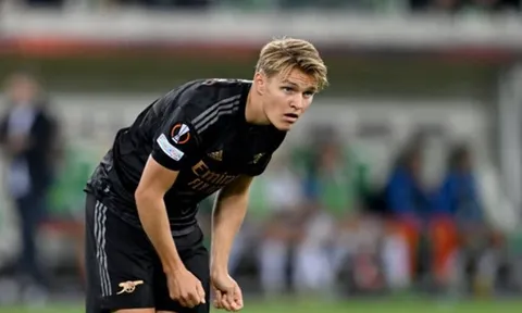 Odegaard mang đến cú sốc khiến Arsenal choáng váng