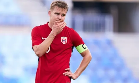 Odegaard tổ chức họp toàn đội, làm rõ tất cả
