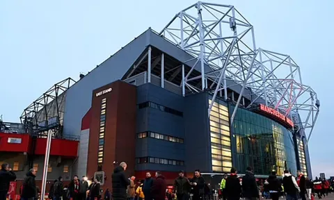 Lộ số tiền khủng Man United xây mới sân Old Trafford