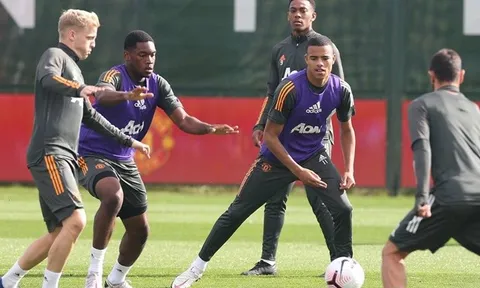 'Mũi đinh ba' M.U gặp khó, Solskjaer gửi tối hậu thư cho phần còn lại
