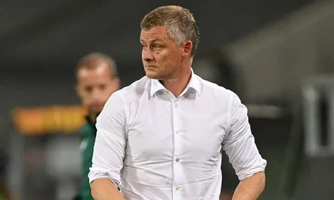 Neville dự đoán sốc thứ hạng của Man United mùa này
