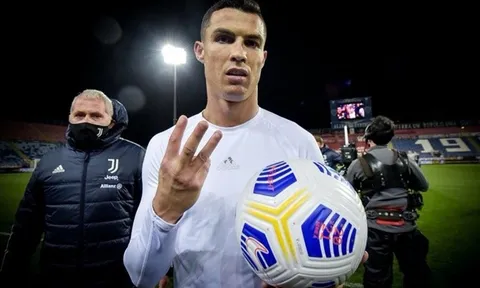 Mức lương của Cristiano Ronaldo ở Man Utd được tiết lộ