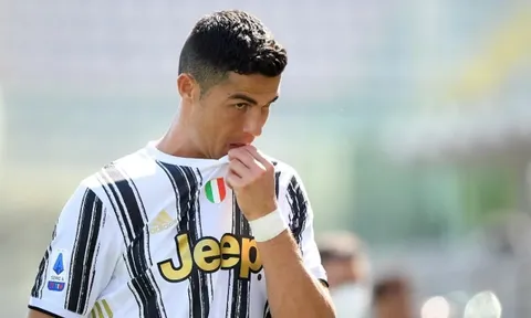 "Ông lớn" xuất hiện, vụ Ronaldo chuyển đến Man Utd sinh biến khó lường