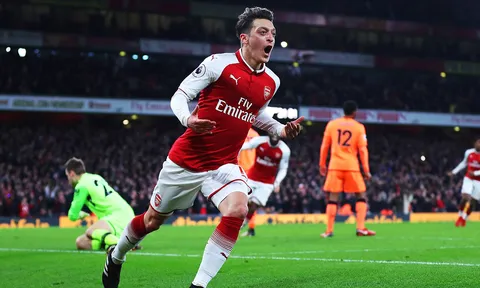 "Ông ta muốn Ozil rời khỏi đây"
