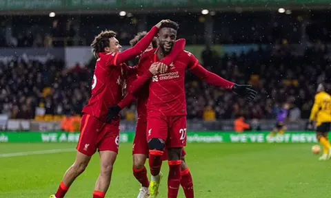 Liverpool giữ chân siêu dự bị