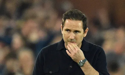 Owen lo Lampard rớt hạng