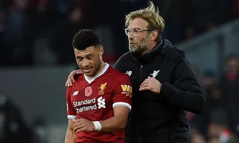 Oxlade-Chamberlain: Cờ đã đến tay, sao lại không phất?