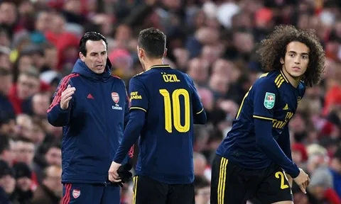 "Tuyệt vời, cậu ấy mang lại nhiều hơn cả những gì Arsenal cần"