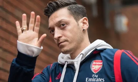Huyền thoại Arsenal: 'Cậu ta sẽ không đá thêm trận nào nữa cho CLB'