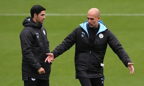 Arteta đến sân tập Man City làm 1 điều cuối cùng, rồi lập tức tới gặp Arsenal
