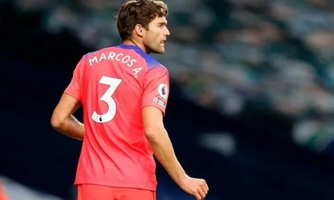 CLB London ngỏ ý, 'kẻ nổi loạn' Chelsea sắp phải ra đường?