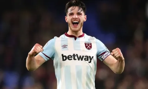 Parker chỉ ra phương án giá rẻ hơn Declan Rice cho Man Utd