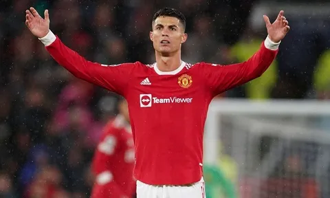 Paul Merson: Ronaldo ghi bàn nhưng không giúp ích nhiều cho M.U