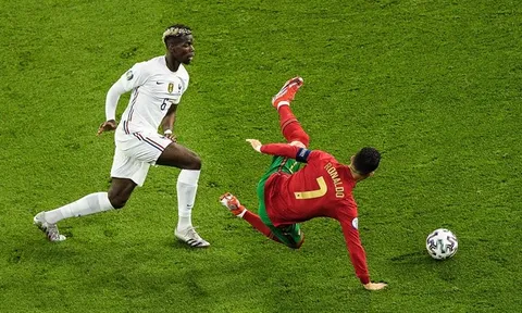 Paul Pogba trình diễn thượng hạng ra sao trước Bồ Đào Nha?