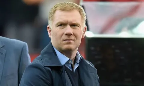 Paul Scholes: "Cầu thủ Arsenal đó quá sợ hãi và trốn tránh"