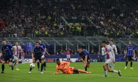 Người thắng kẻ thua sau trận Inter 1-0 Barca