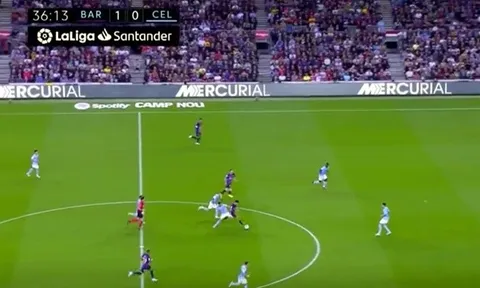 Pedri 'cân' 3, nhảy múa ở giữa sân như Iniesta