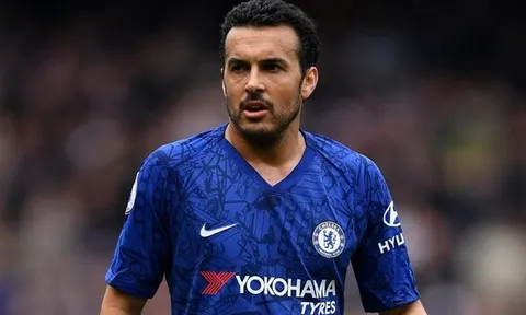 Fan Chelsea: "Đừng gia hạn nữa, cậu ta chẳng đóng góp được gì"