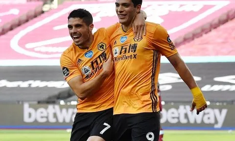 Raul Jimenez nói 1 lời về tương lai, Man Utd mừng thầm
