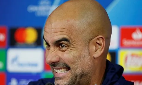 "Pep Guardiola đã đá vào mông chúng tôi"