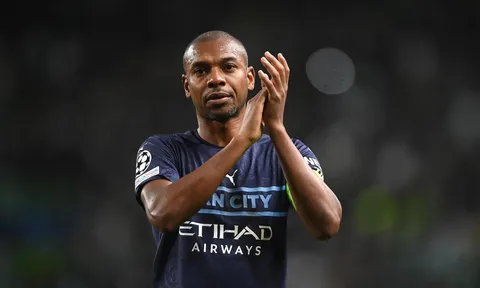 Pep Guardiola: "Làm HLV ở Man City thật chán"