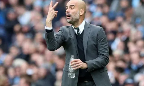 Pep Guardiola: "2 ngôi sao M.U đó rất lạnh lùng và giỏi tận dụng khoảng trống"