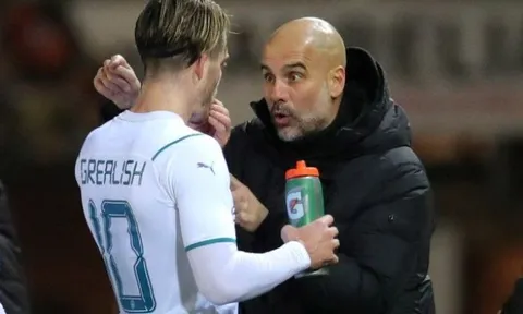 Pep Guardiola: "Nếu Grealish bực bội, cậu ấy là kẻ ngốc"