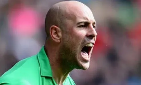 "Pepe Reina đã muốn giết tôi!"