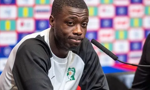 Pepe: "Tất nhiên thật bực bội khi không thi đấu"