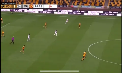 Pha bứt tốc kinh hoàng của Daniel James