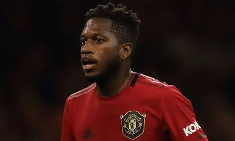 Phạm lỗi với Fred, sao Everton lập tức bị 'hổ báo' Man Utd 'dằn mặt'
