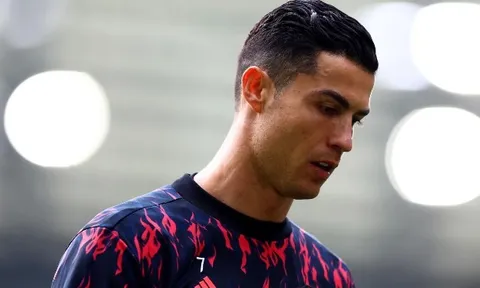 Phản ứng của cầu thủ M.U khi Ronaldo trở lại