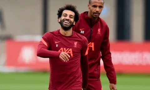 Phản ứng của Mo Salah trước tin đồn được trao lương khủng