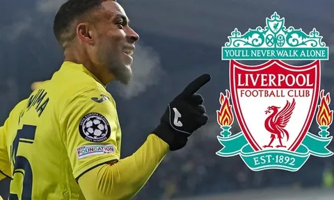 "Liverpool chắc chắn có thể rút ra bài học từ phi vụ Sancho"