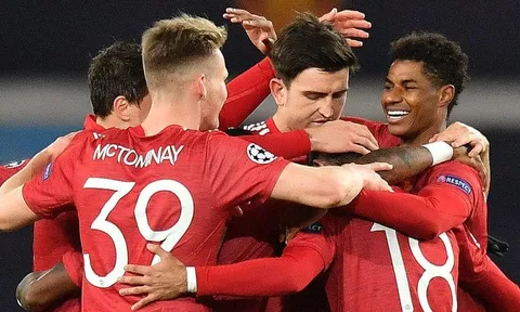 Phô diễn sức mạnh đáng sợ, Man Utd hủy diệt Leipzig không thương tiếc