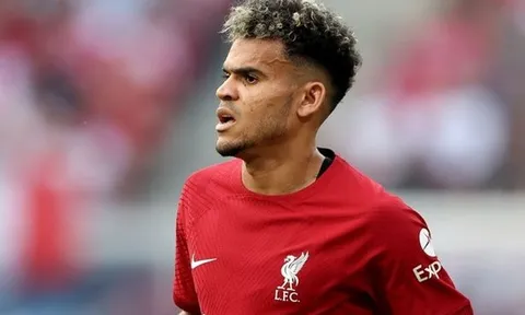 Phó tướng nêu chi tiết cách Liverpool hoàn tất chữ ký 42 triệu bảng