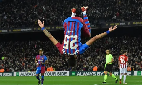 Tỏa sáng ở Barca, Aubameyang nói thẳng về khả năng của HLV Xavi