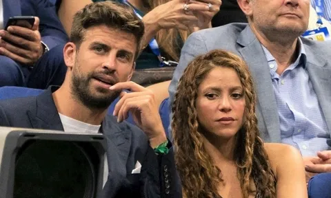 Pique phẫn nộ với Shakira