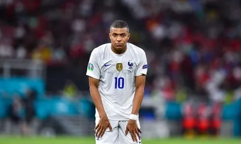 'Mbappe đang phải trả giá'