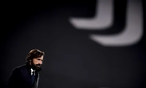 Pirlo chìm vào bóng tối và 12 khoảnh khắc ấn tượng của Juve trong tháng 10/2020