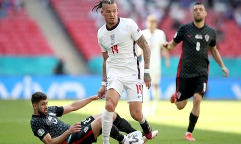 Máy xoạc bóng của Bielsa, sao Chelsea bị chặt chém và những cái nhất Premier League tại EURO