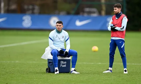 Premier League trở lại, Chelsea đón cú 2 hích lớn