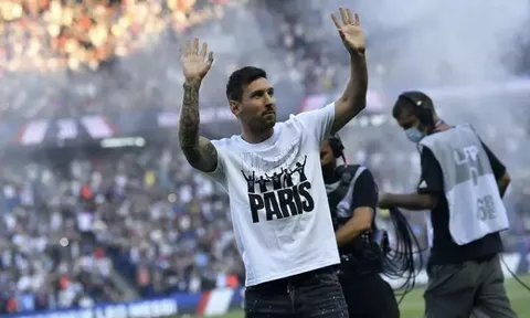 PSG đạt doanh thu kỷ lục nhờ Messi