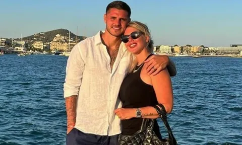 PSG đẩy Icardi xuống đội trẻ