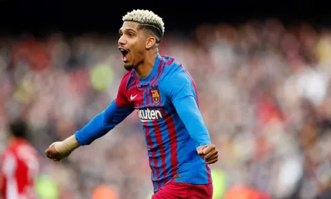 PSG lại lên kế hoạch hút máu Barca