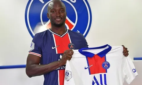 CHÍNH THỨC! PSG thâu tóm 'mục tiêu một thời' của Arsenal